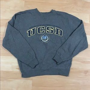 UCSD school crewneck sweater size small